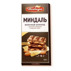 Шоколад молочный с цельным миндалем и морской солью
