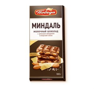 Шоколад молочный с цельным миндалем и морской солью